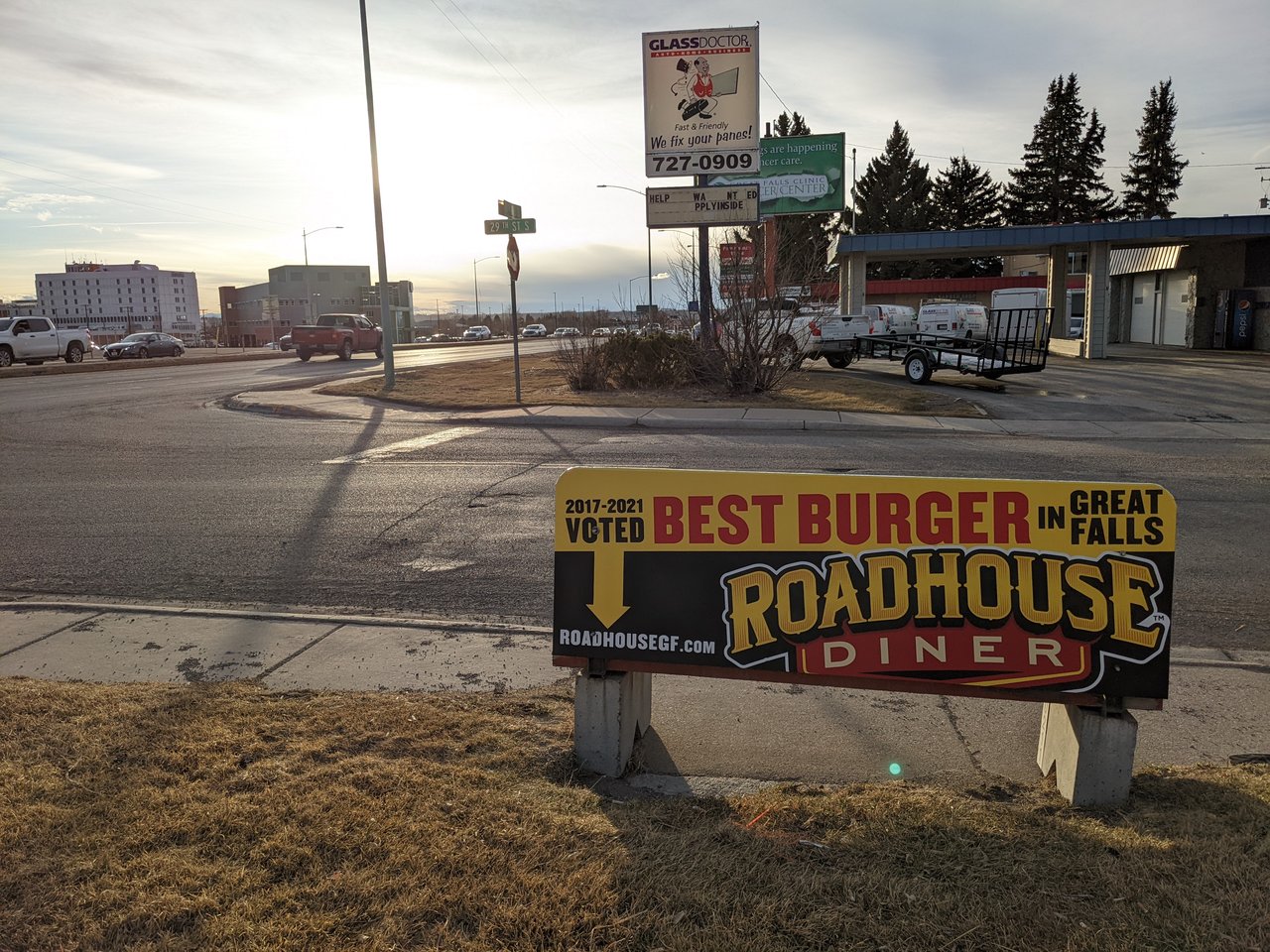 099B 29th St & 10th Ave So (NE) Dairy Queen Great Falls Bench